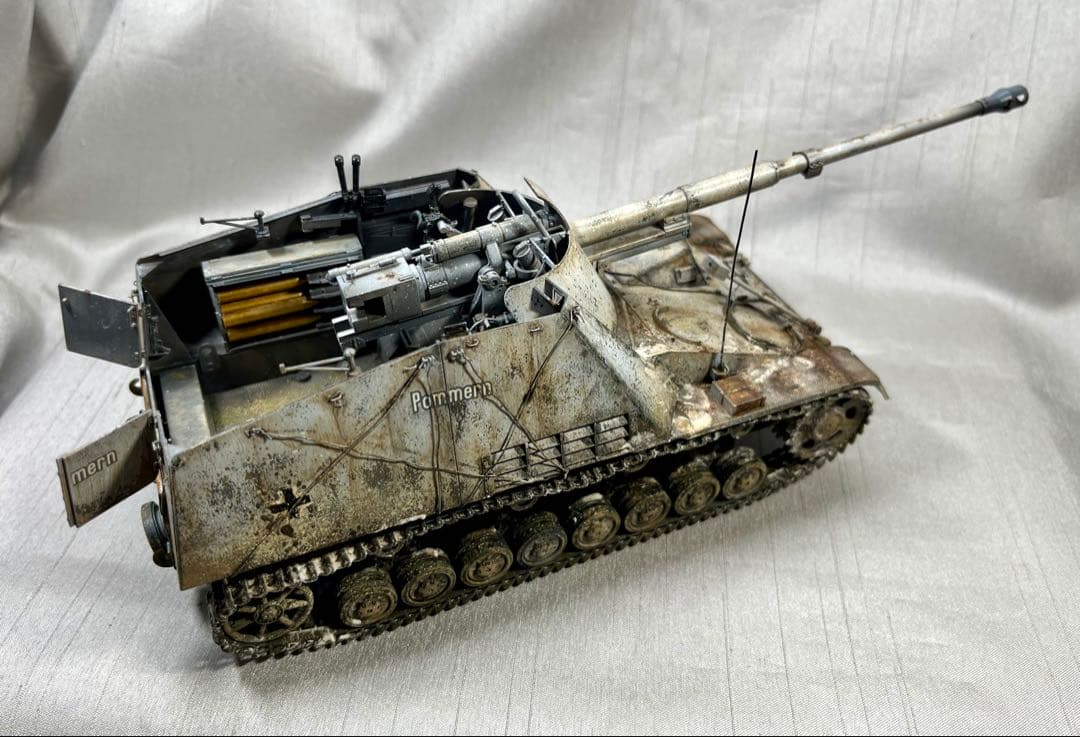 ドイツ自走砲　ナースホルン　1/35