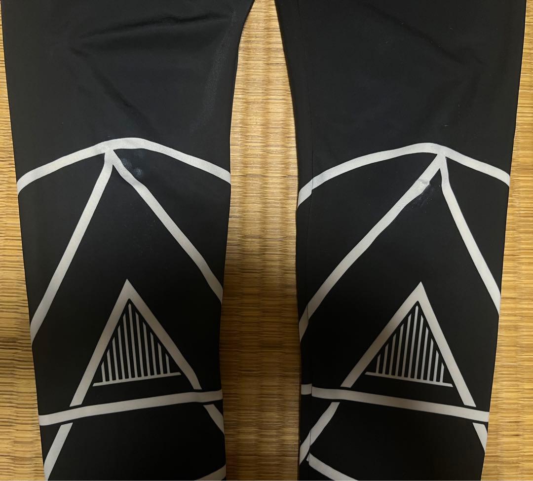 one ok rock キーフック　レギンス　ラババン　ワンオクロック　グッズ