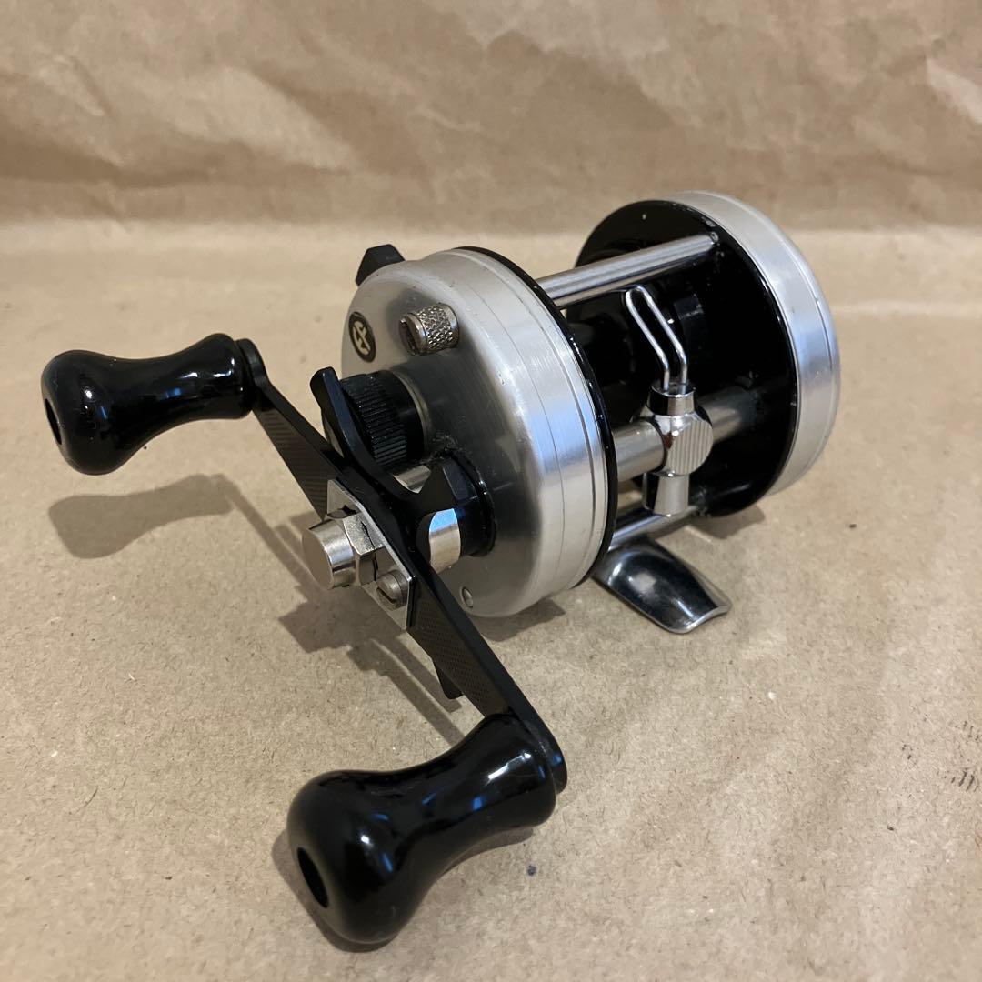 お*き様 83年製ABUアンバサダー3500C