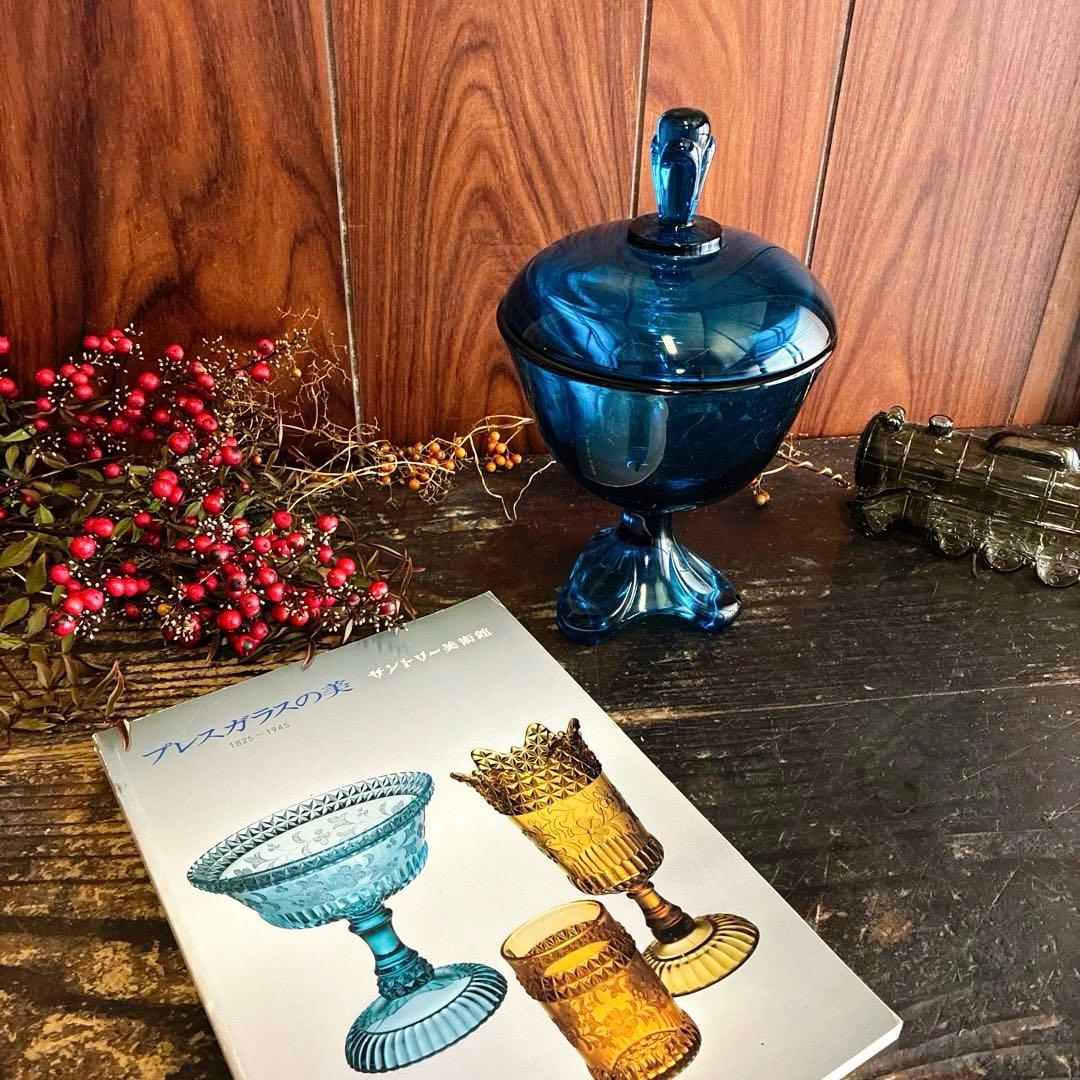 骨董　時代ガラス　ピーコックブルー　アールデコ調プレス　納戸色　ボンボニエール