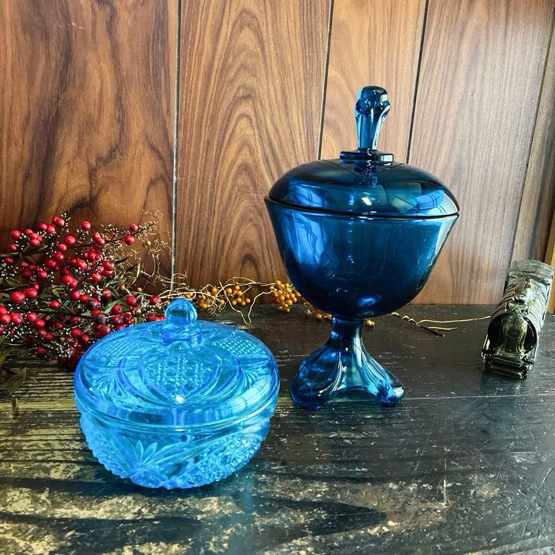 骨董　時代ガラス　ピーコックブルー　アールデコ調プレス　納戸色　ボンボニエール
