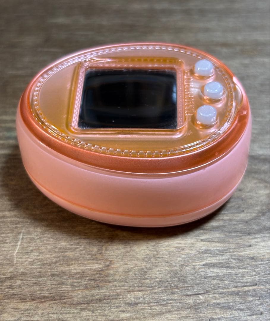 たまごっち4U＋ ピーチオレンジ