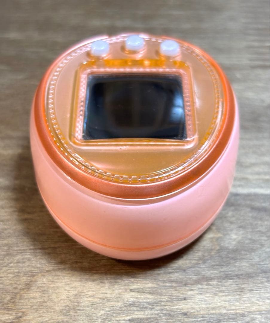 たまごっち4U＋ ピーチオレンジ