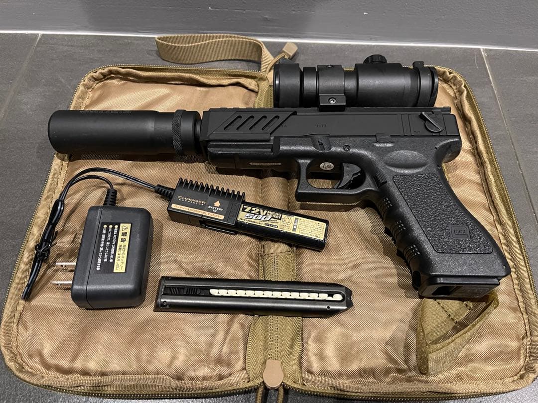 東京マルイ　電動ハンドガン　グロック18C セット