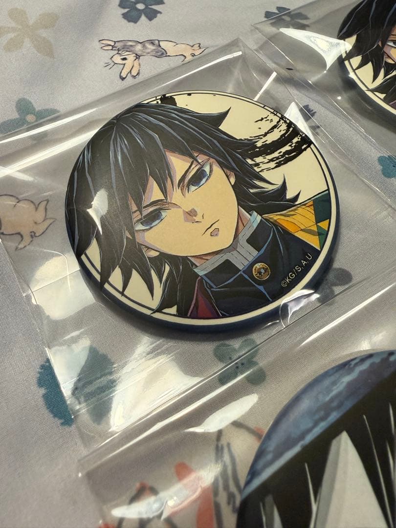 鬼滅の刃 柱展　ランダムマット缶バッジ　冨岡義勇