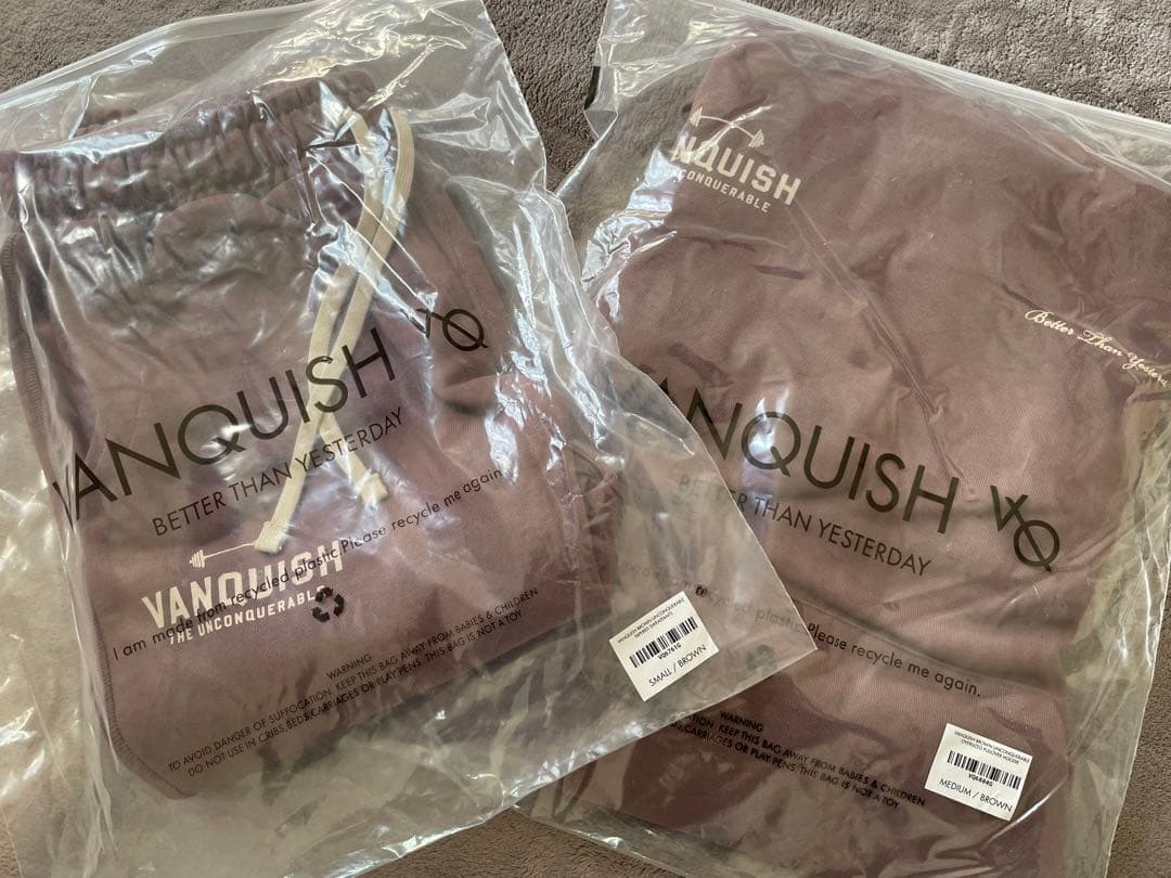 Vaquish 2 セットhoddie and joggers