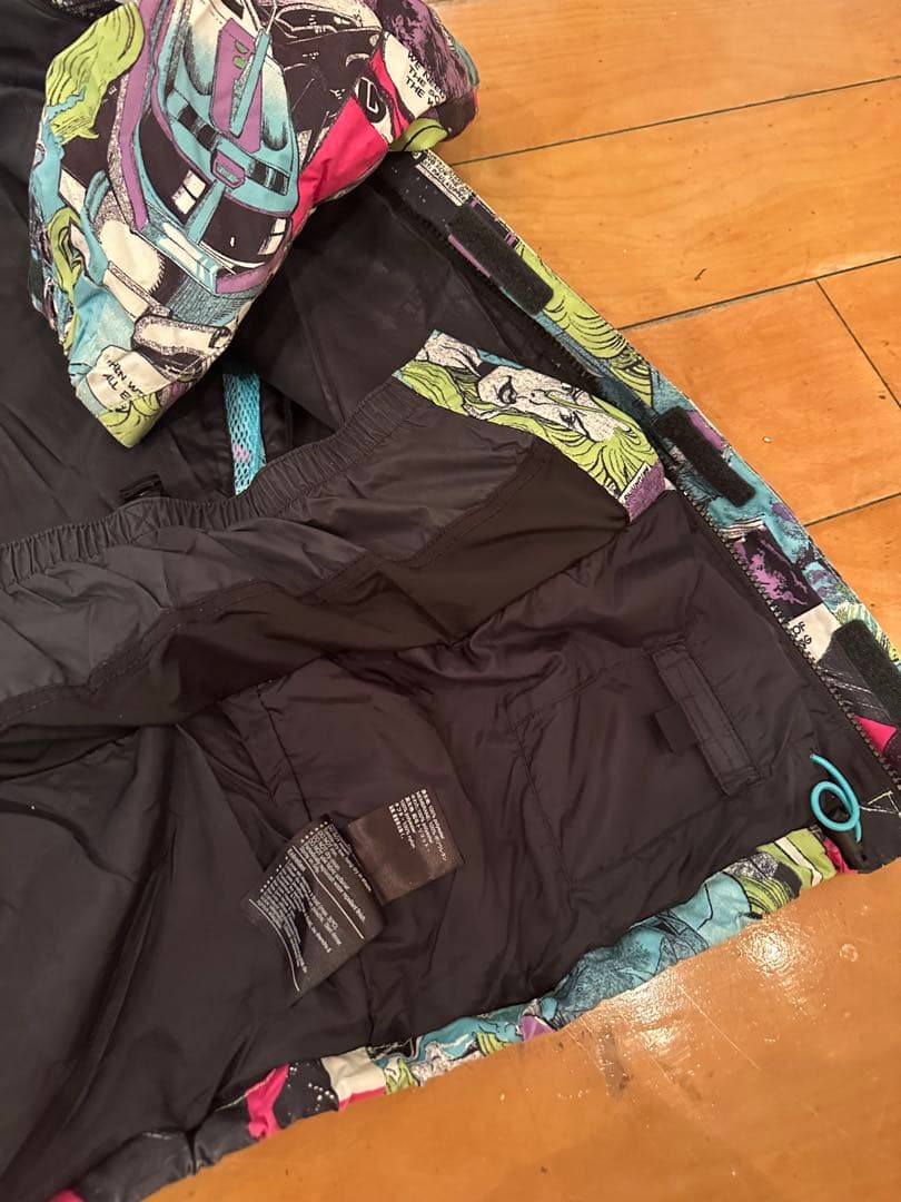 Burton コミックプリント スノーボードウェア 男性用　バートン　レディース