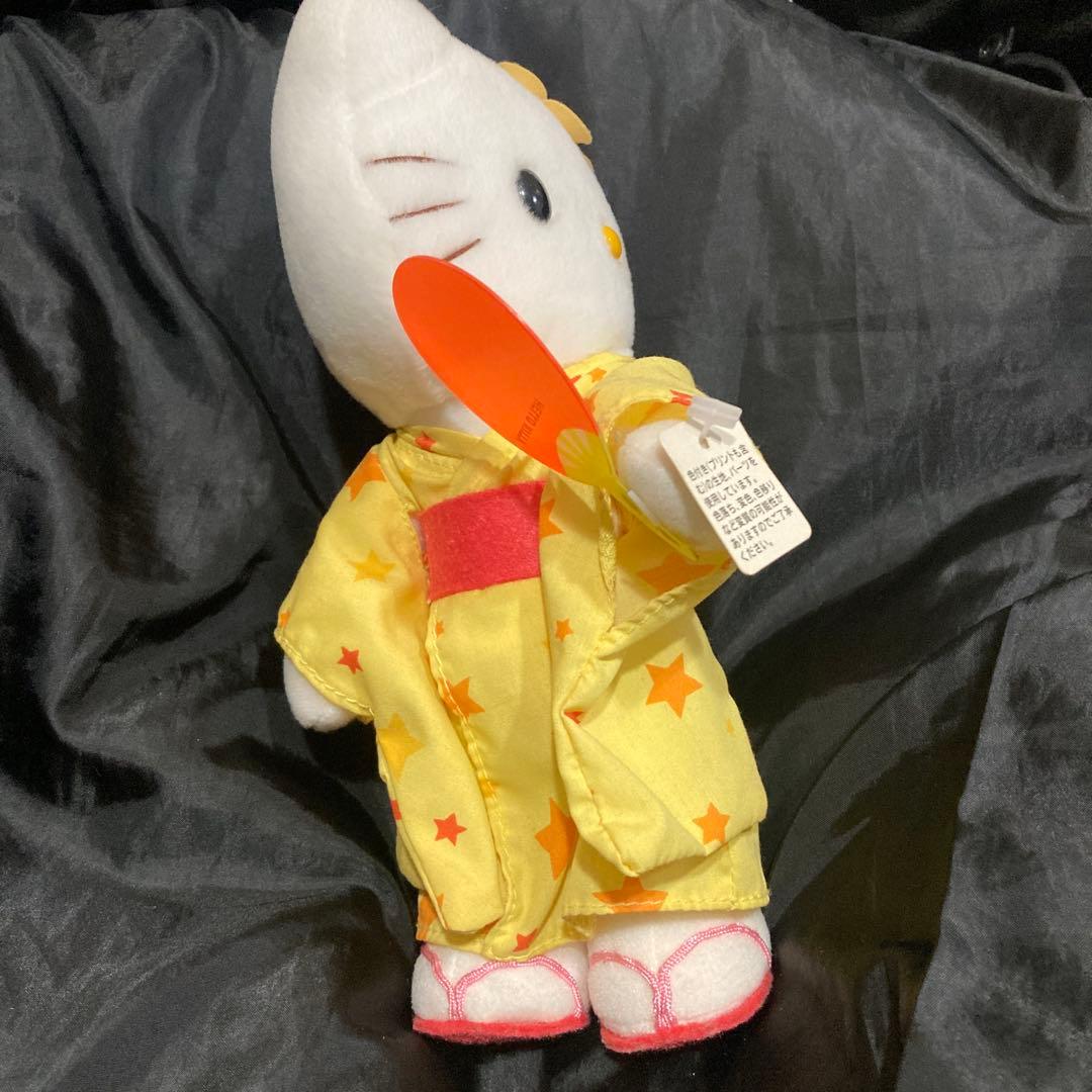 ハローキティ 着物 姿の大人気マスコット サンリオ　平成レトロ　激レア