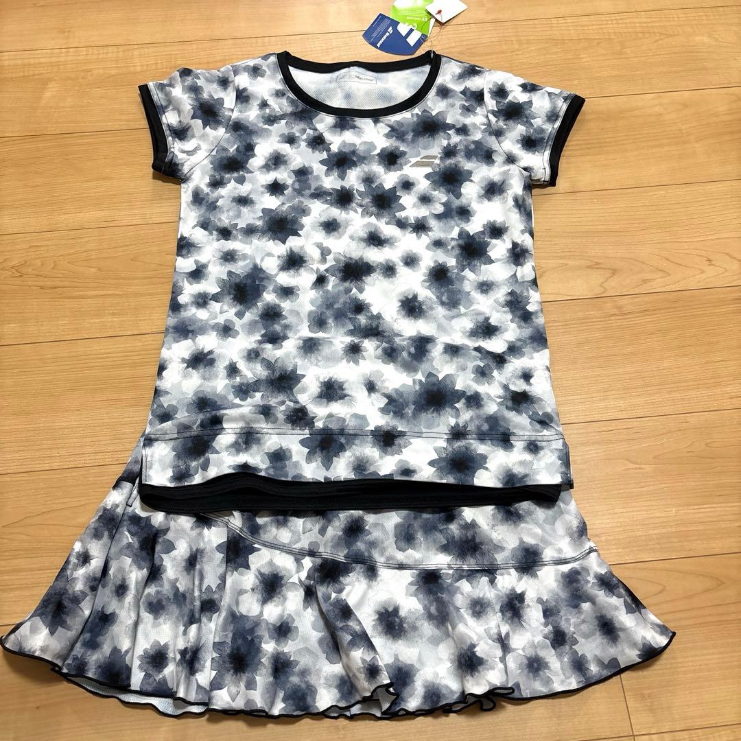 新品タグ付き‼️バボラ　テニスウェア　上下セット　トップス　スコート　花柄　O