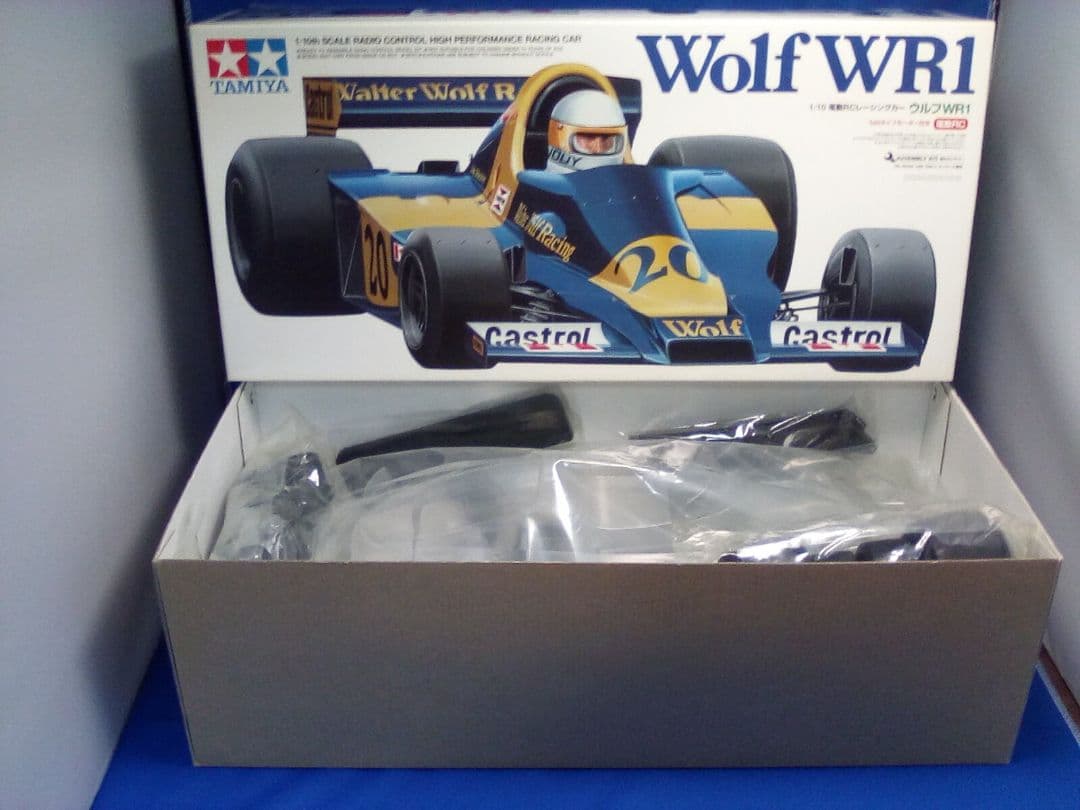 ◉ 新品 未組立 タミヤ ウルフWR1キット F104Wシャーシ
