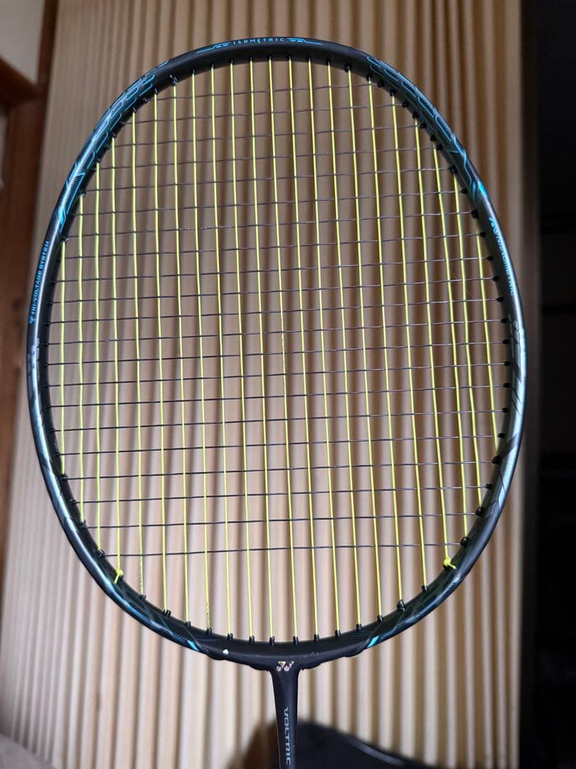 YONEX　VOLTRIC Z-FORCE II（ボルトリックZフォース2）