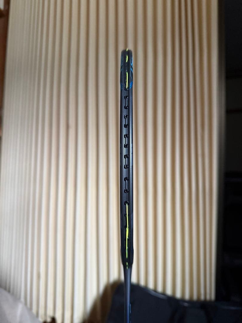 YONEX　VOLTRIC Z-FORCE II（ボルトリックZフォース2）