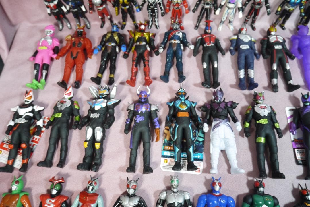 ライダーヒーローシリーズ(新版) ミニソフビ　110体