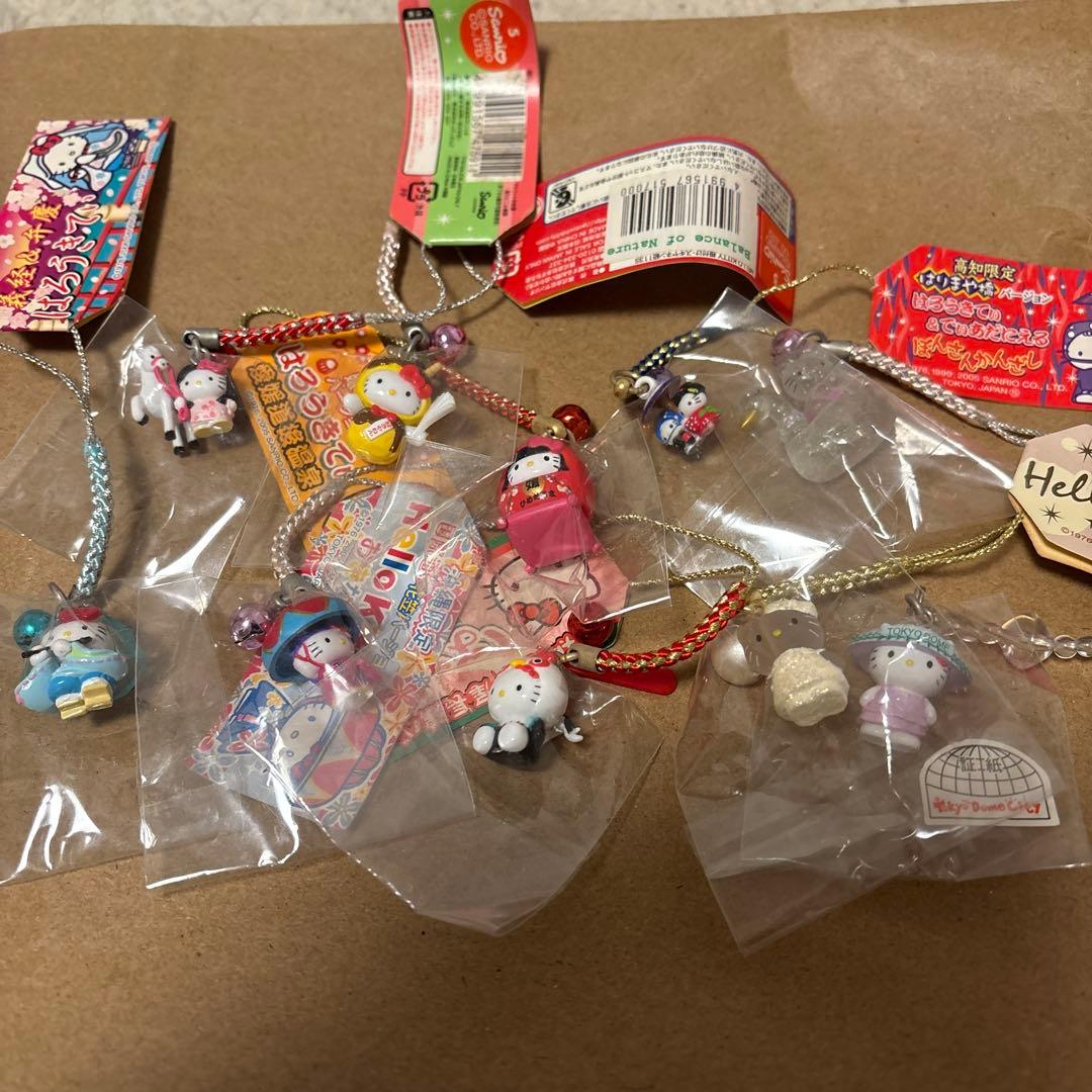 ご当地キティ　根付け　ストラップ10個セット