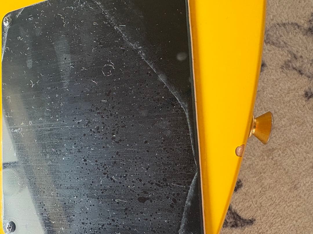 ヒデミニギター　イエローハートミニエレキギター