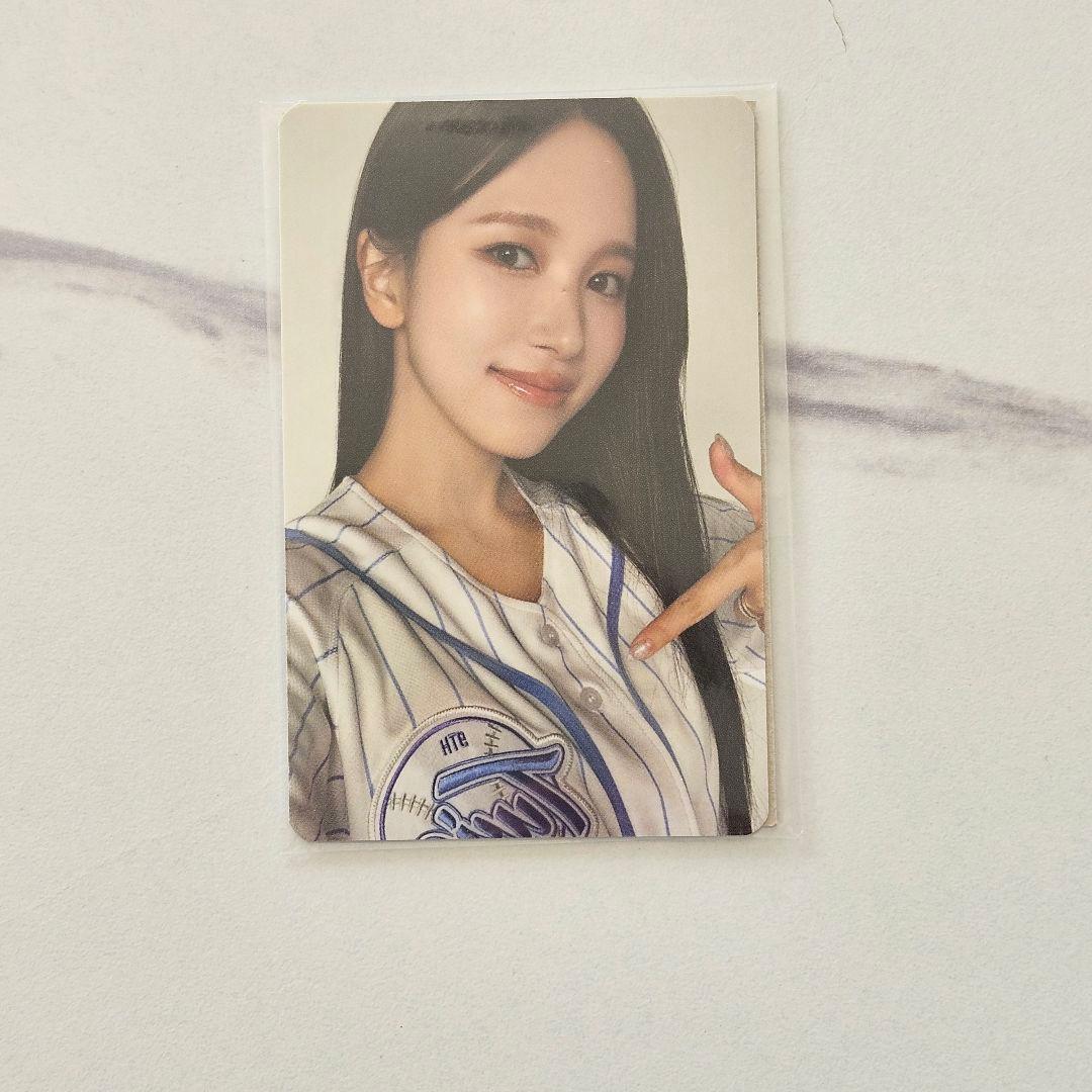 【TWICE  9ROUND】 ユニフォーム トレカ付きミナ（MINA）