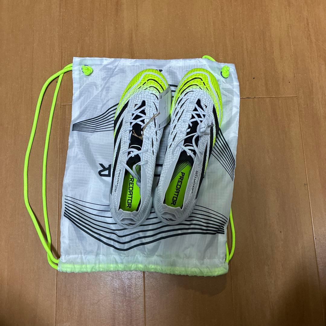 Adidas Predator サッカーシューズ