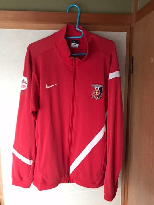 サッカーJリーグ浦和レッドダイヤモンズユニフォームトレーニングウェア