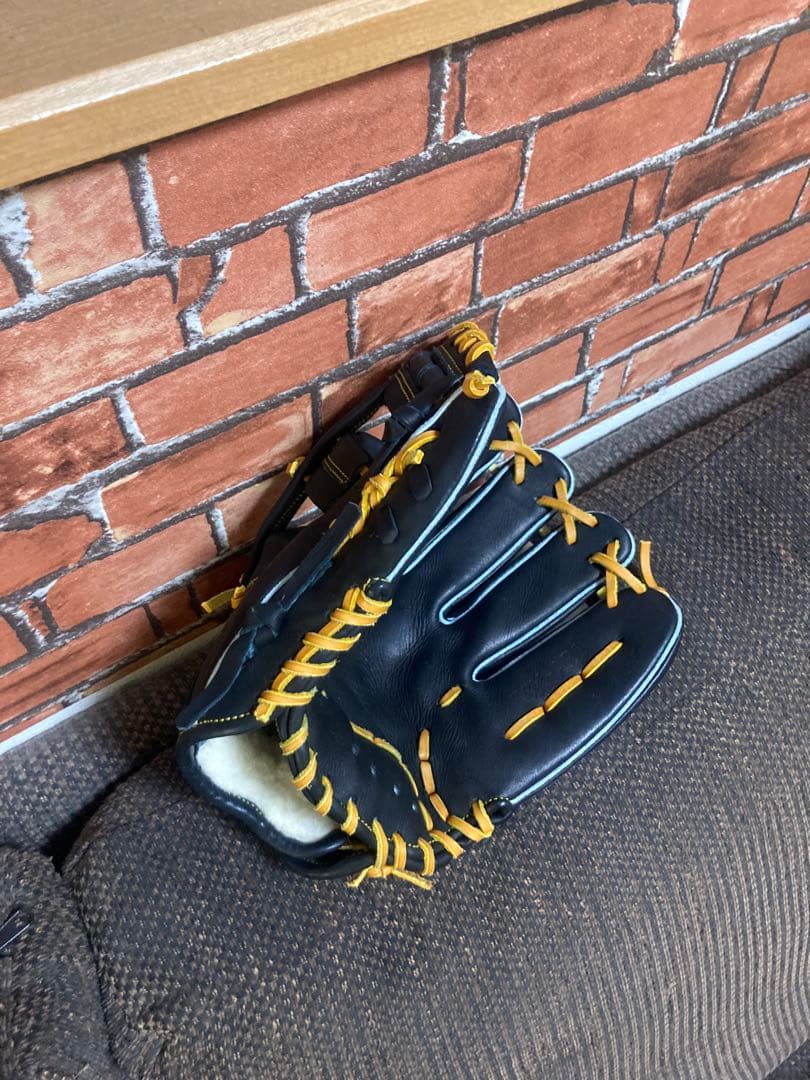 ⭐️(本日限定価格) スラッガー　軟式大人用内野手グラブ