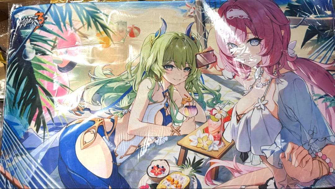 デスクマット（非売品）　崩壊3rd メビウス　エリシア　リタ