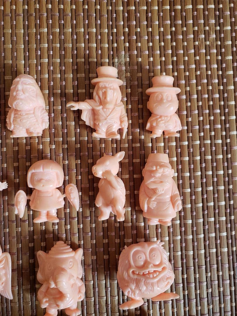 悪魔くん消しゴム　肌色　ペールオレンジ　フルセット　鬼太郎　キャラクター