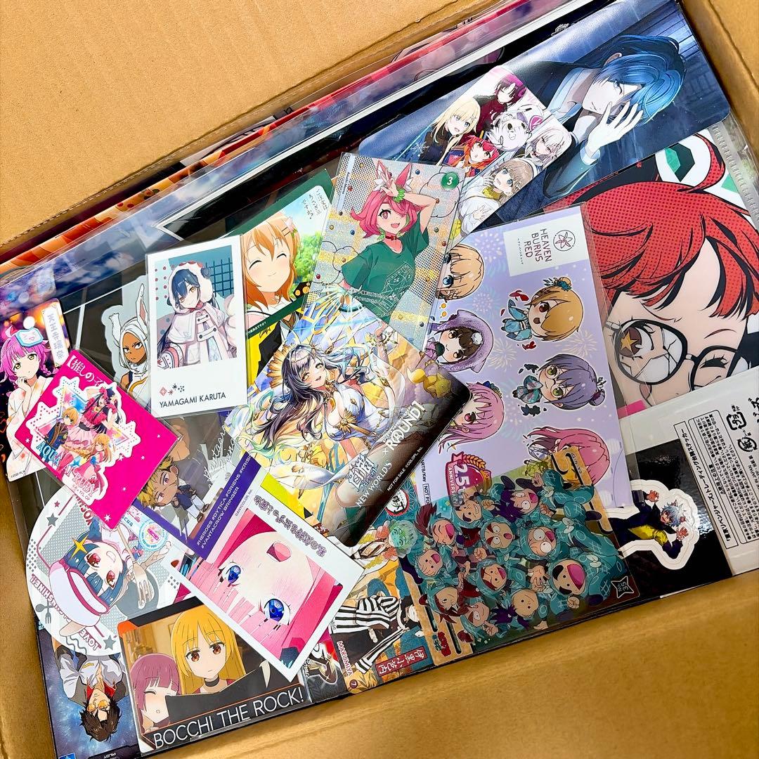 アニメグッズ　大量　まとめ売り