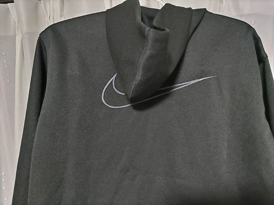 Nike SWOOSHフーディ ジップアップジャージ（VLA100 AUYI）