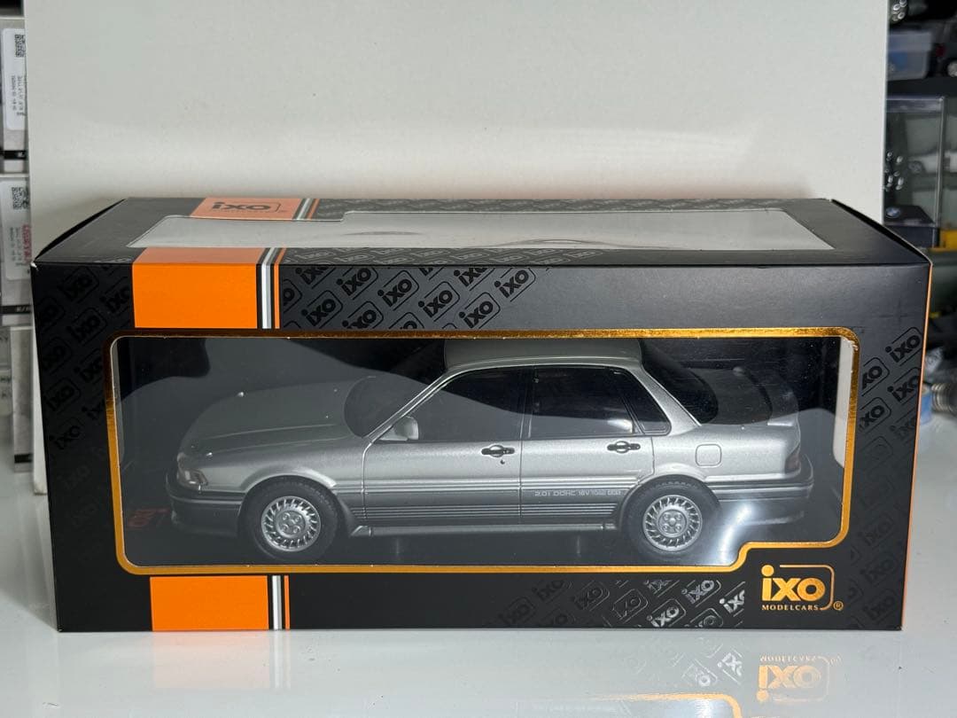 iXO 三菱 ギャラン VR-4 ミニカー 1/18 E39A 1987