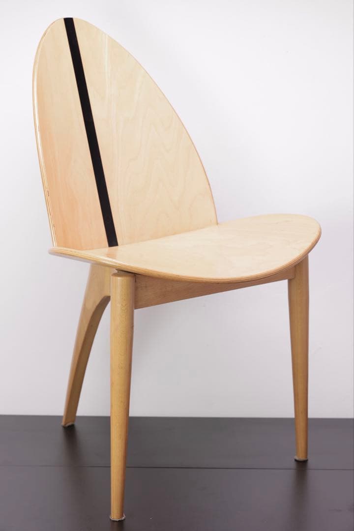 椅子 チェア 木製 成型合板 三つ足 デザイナーズチェア インテリア イス 家具