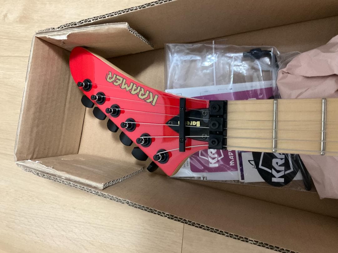 Kramer Barretta (クレーマー バレッタ) Red　新品未使用