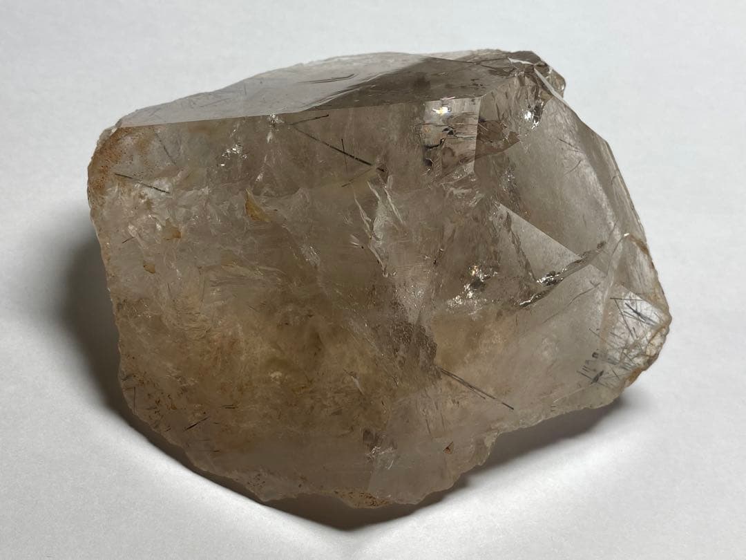 ザギ水晶　ザギマウンテンクォーツ 578g レインボー