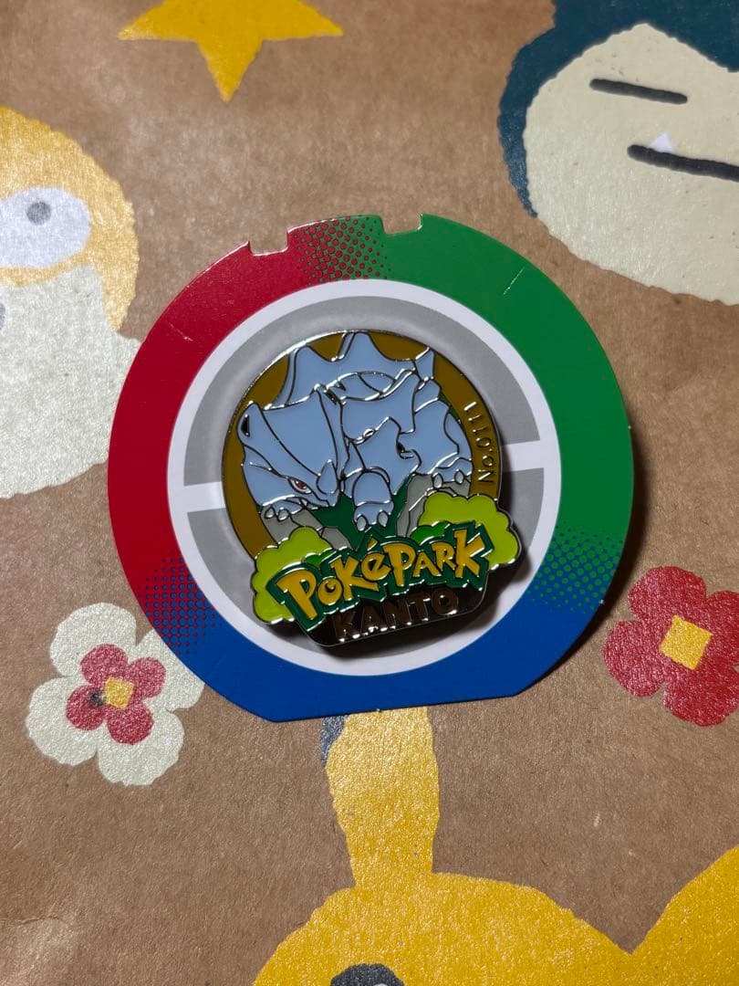 ポケパークカントー　ピンバッジ　6つ　まとめ売り　ニドラン　ギャラドス