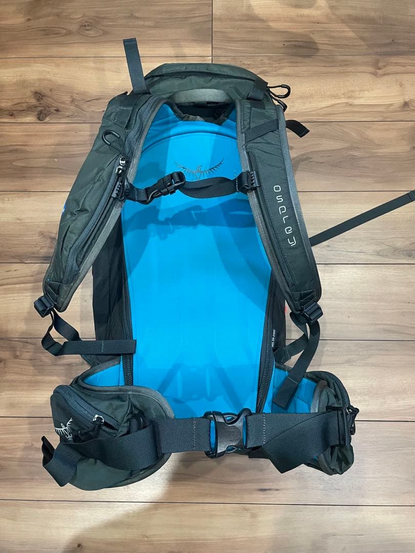 （美品）オスプレーキャンパー42 OSPREY Kamber 42 ブラック