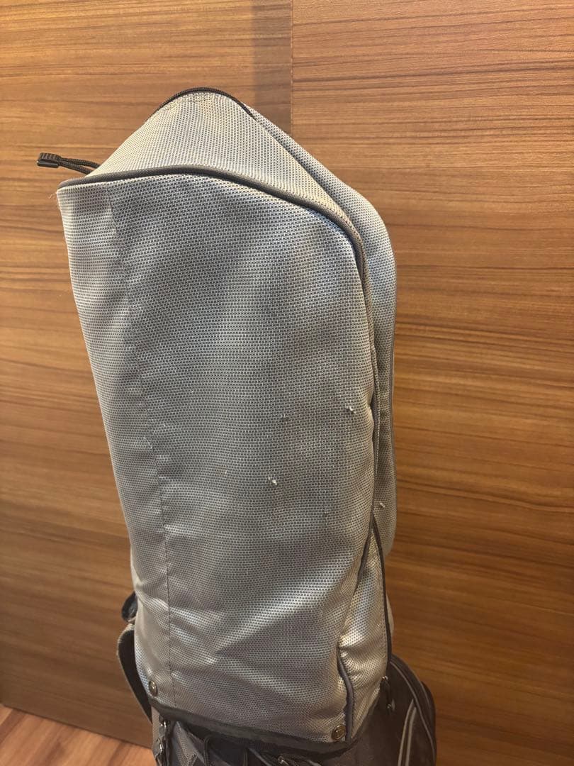 Nike シルバー キャディバッグ