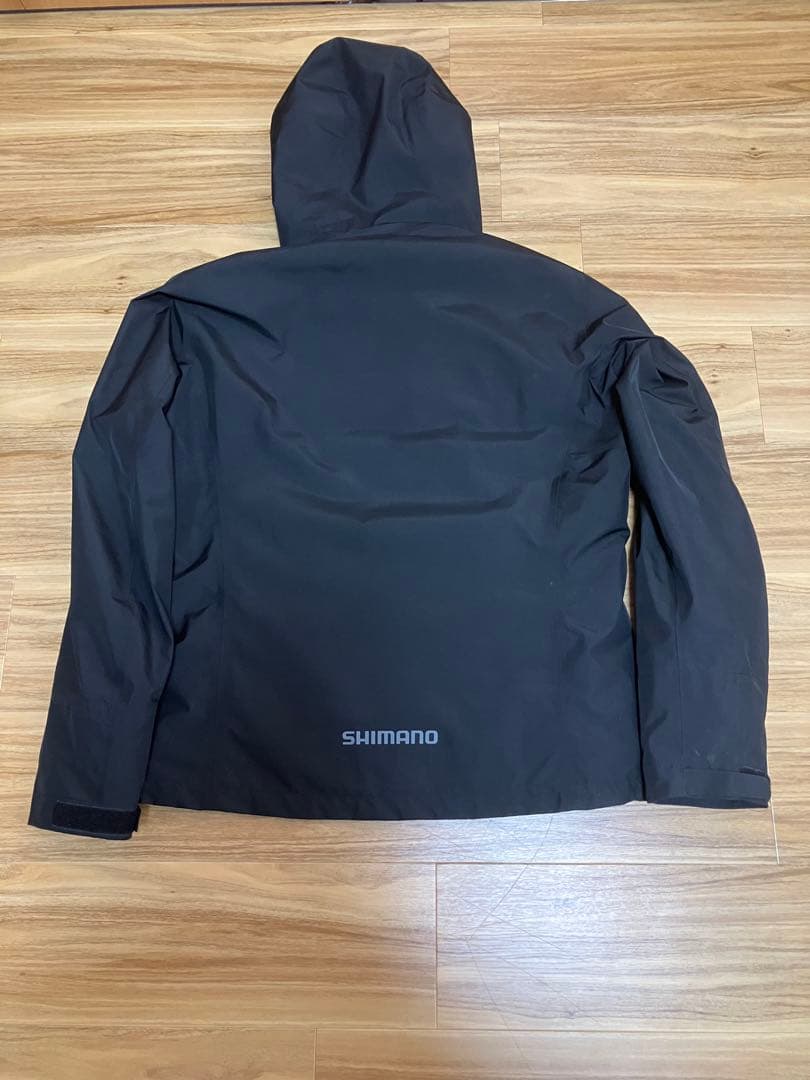 シマノ　ゴアテックス　フィッシングスーツ　Lサイズ　黒　中綿　防寒　防水