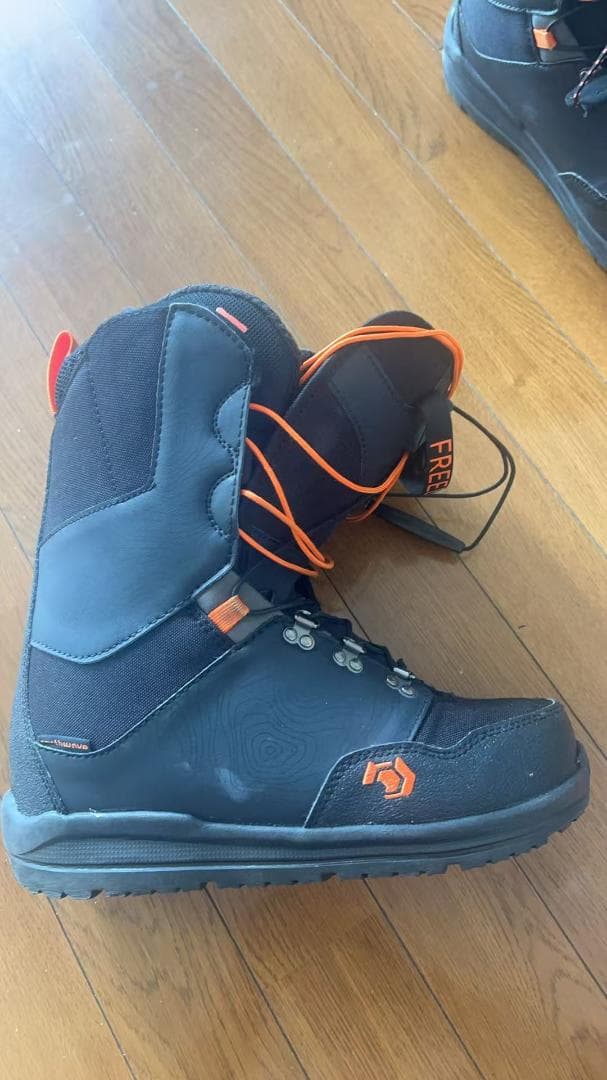 ※値段交渉可 スノーボードブーツ ブラック/オレンジ 未使用品