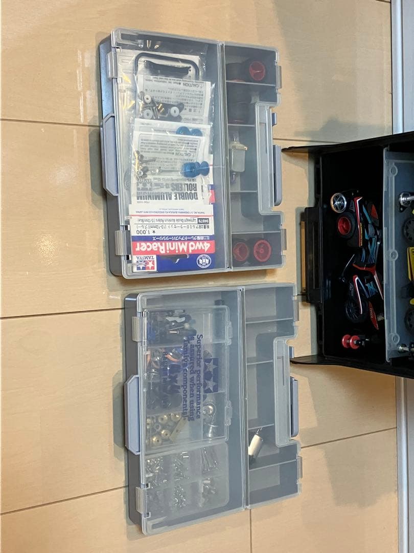 ミニ四駆 4台&ピットボックスセット