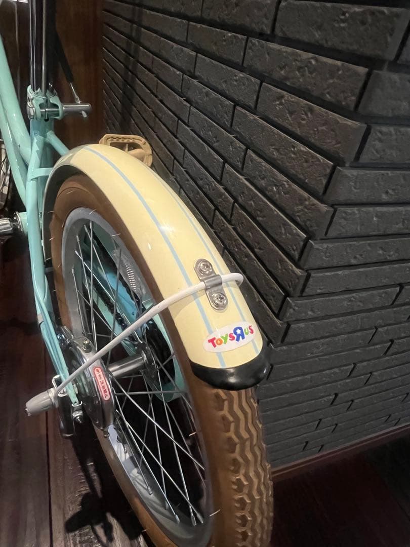 《大幅値下げ》すみっコぐらし　自転車　18インチ　補助輪・ヘルメット付き