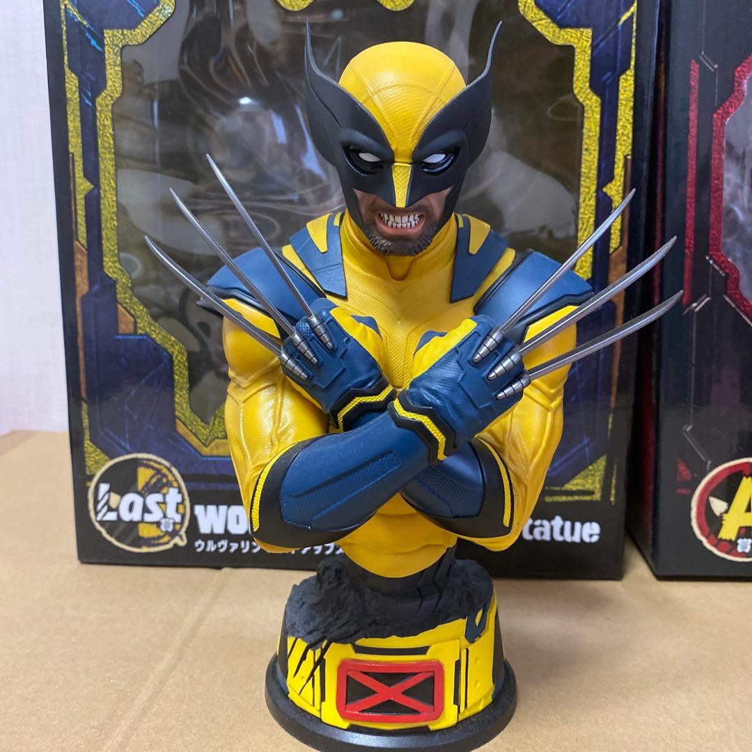 happyくじ　ウルヴァリン　デッドプール スタチュー