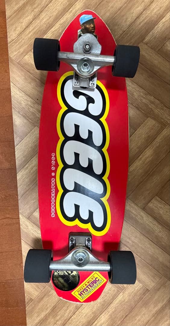 サーフスケートボード　スラスター付