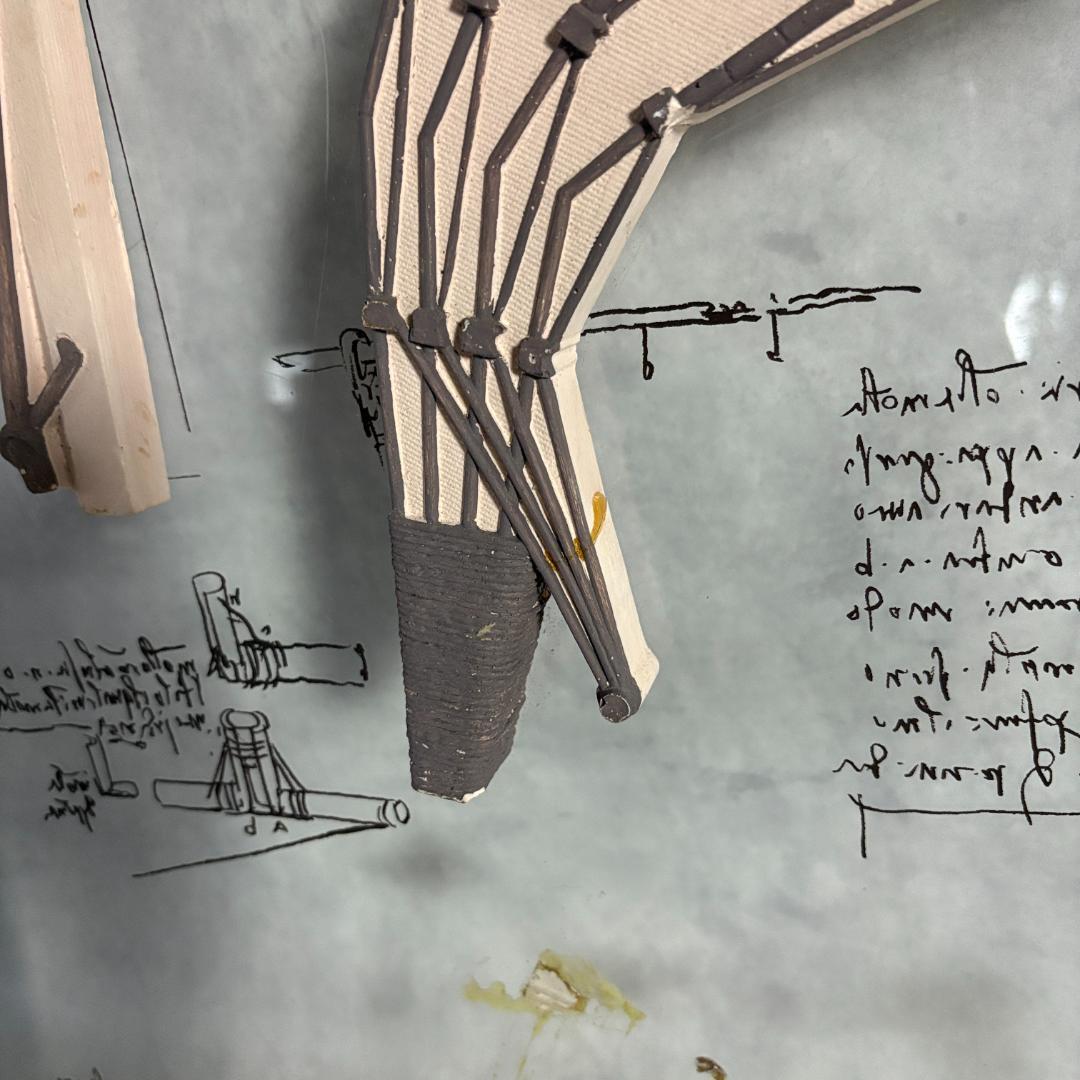 レオナルド・ダ・ヴィンチ 飛行機械模型 額装アート