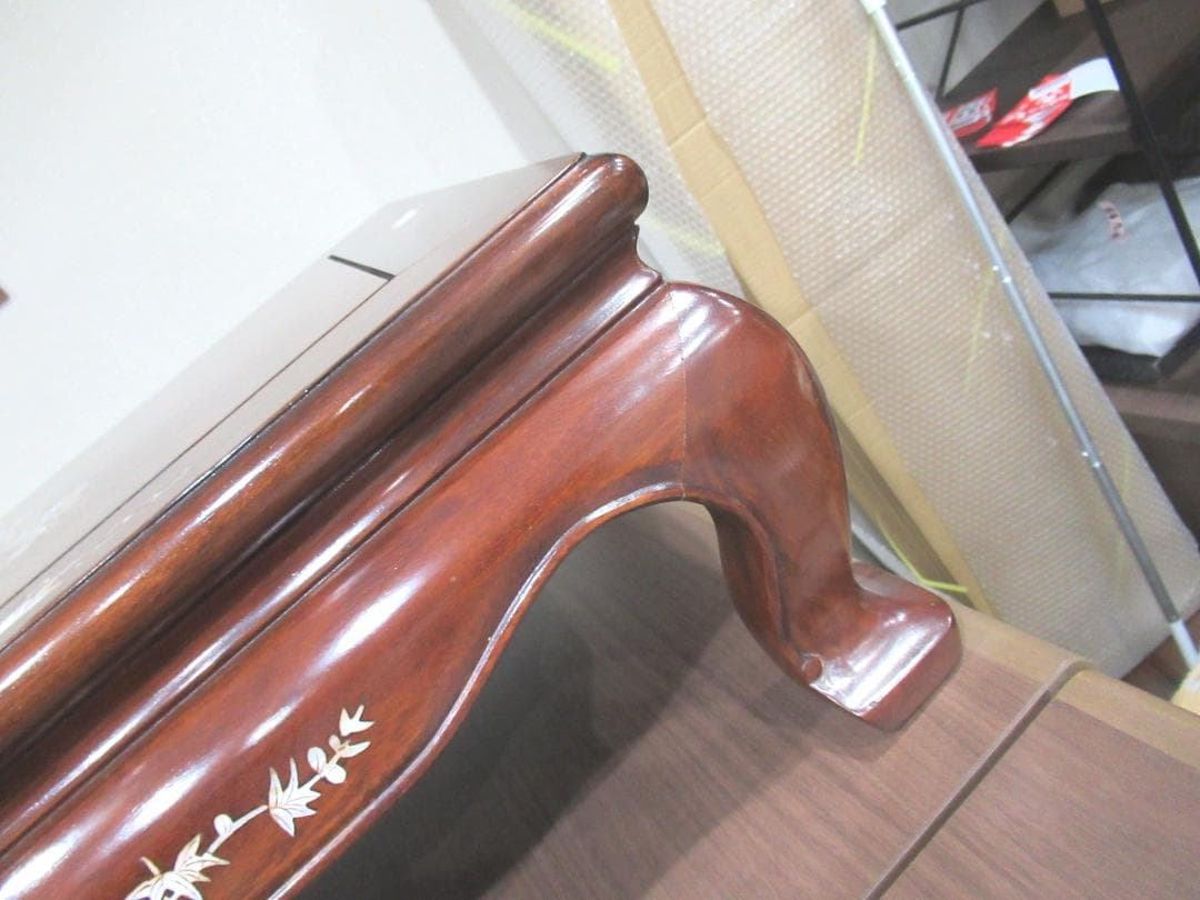 螺鈿家具 　螺鈿細工　 唐木 　花梨　鳥　花　テーブル　机　木製　ヴィンテージ