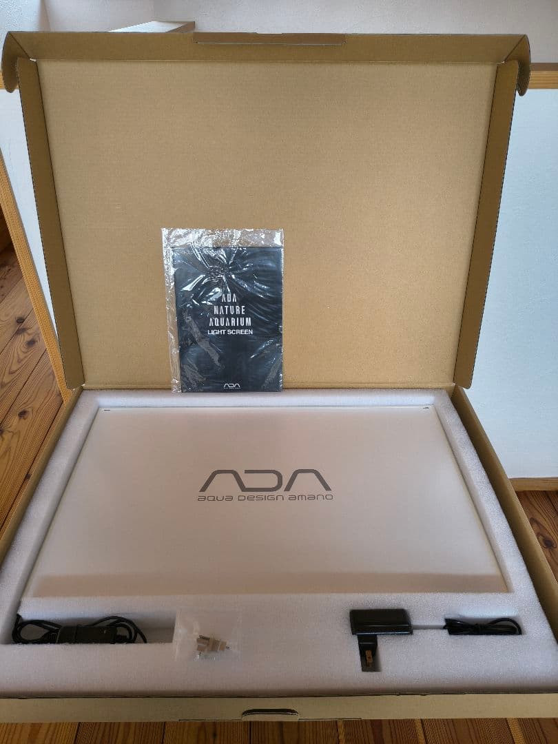 ADA LIGHT SCREEN 600(ライトスクリーン600）破損アリ