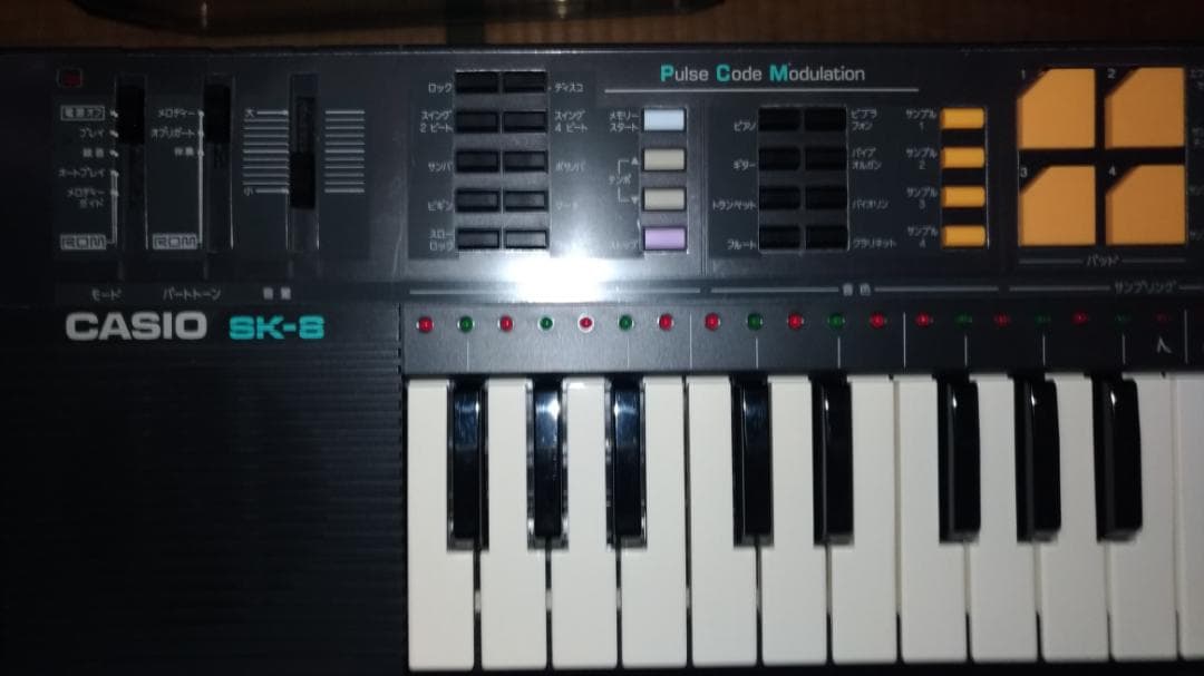 鍵盤楽器 CASIO SK-8