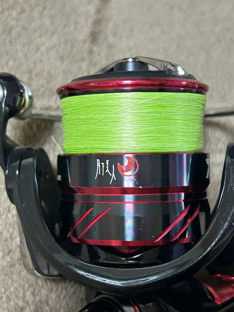 ダイワ 18月下美人 MX LT 2000S スピニングリール