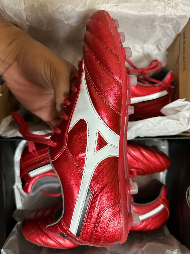 ミズノ　サッカースパイク　モレリア　AGのみ