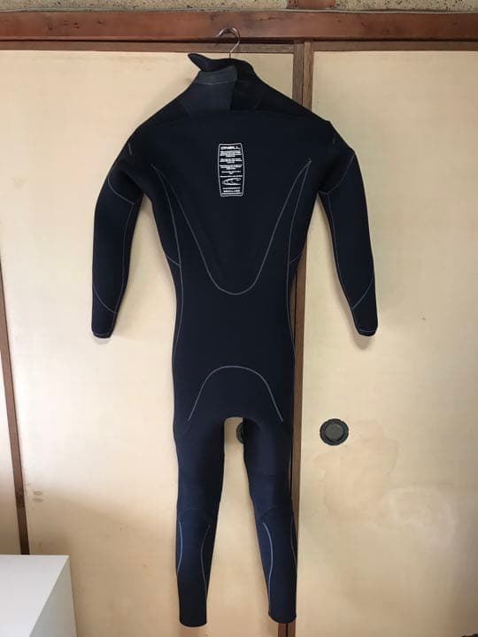 オニールウェットスーツ　フルスーツ3×2mm クラシック