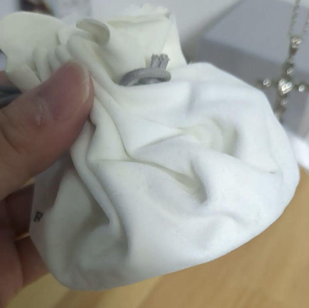 シルバー クロス ペンダント　スタージュエリー