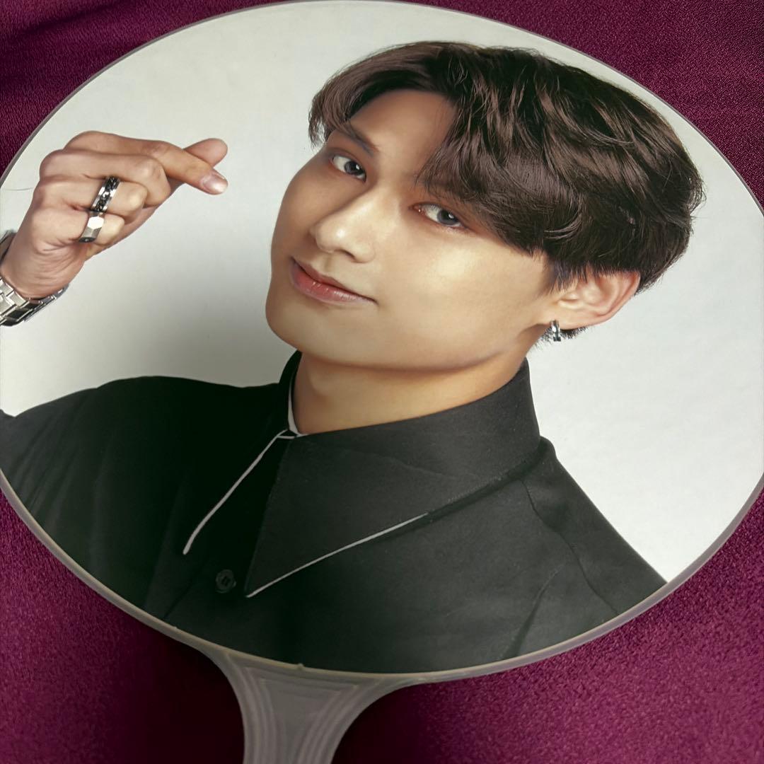 seventeen ジュン うちわ ソウルコン ideal cut