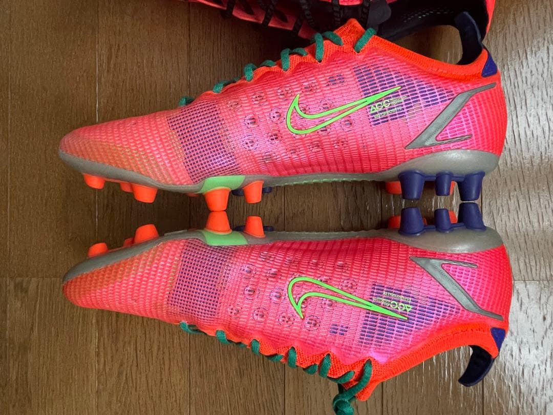 adidas F50 エリートHG& Nike Mercurial 14 AG